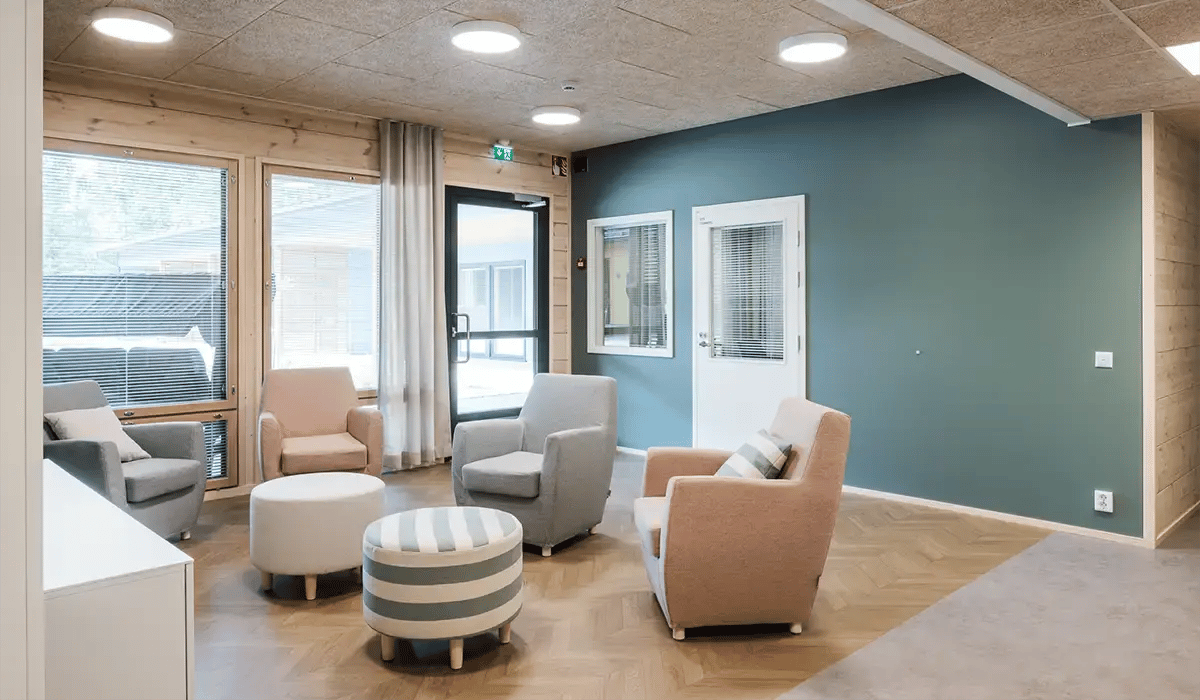 Hoivarakentajat_Tavana_Seinäjoki_sisäkuva