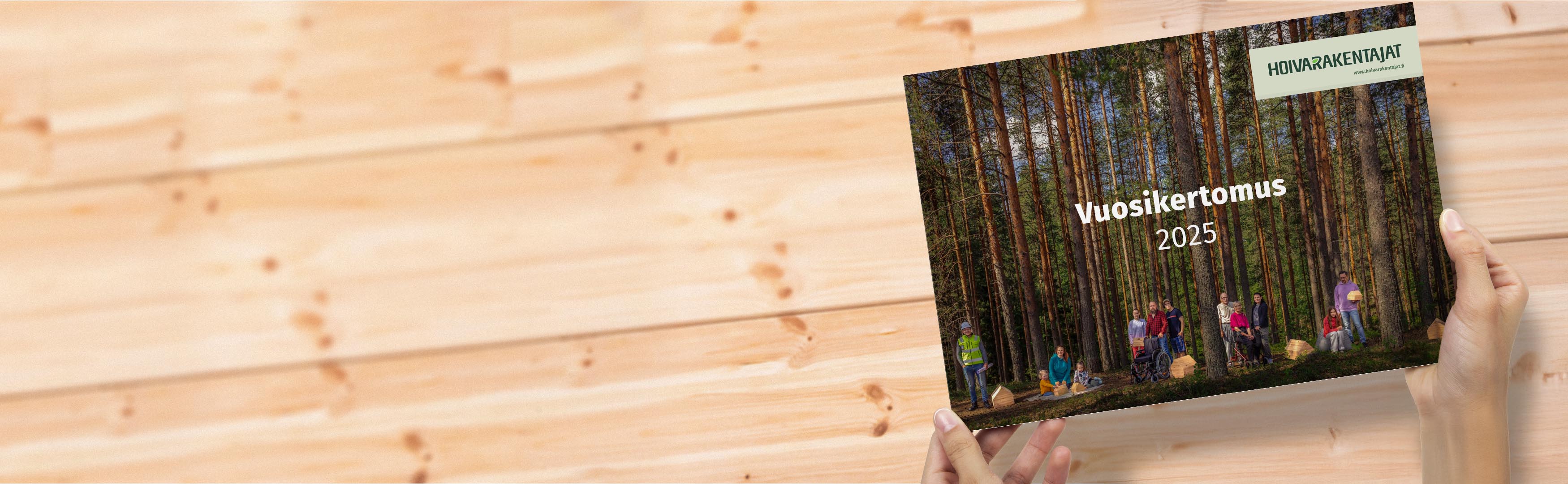 Hoivarakentajat_vuosikertomus_2025_3500x1080pxweb_3500x1080